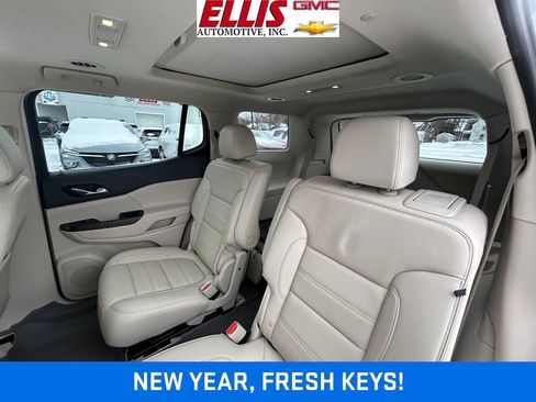 Used 2023 GMC Acadia Denali w/ Denali Ultimate Package image 10