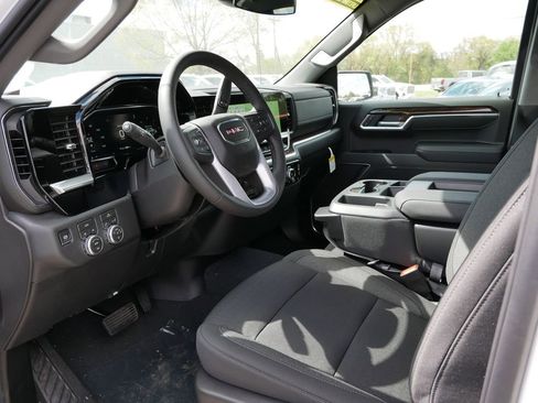 New 2026 GMC Sierra 1500 Elevation AWD/4WD image 8