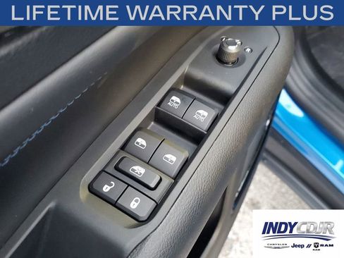 New 2026 Jeep Compass Latitude AWD/4WD image 17