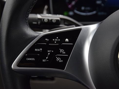 Certified 2023 Mercedes-Benz GLC 300 image 23