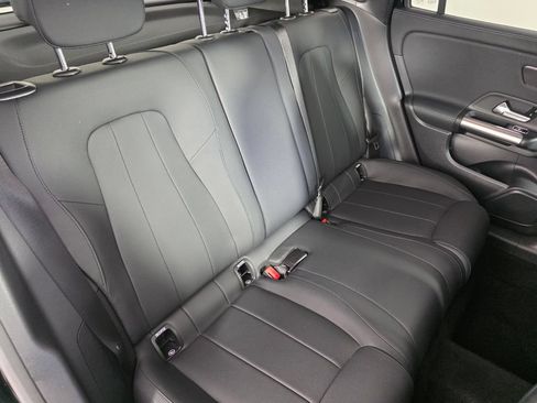 Certified 2025 Mercedes-Benz GLA 250 image 25