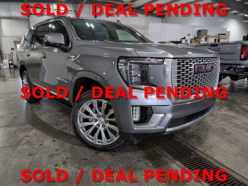 Used 2022 GMC Yukon Denali image 1