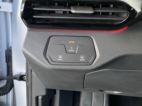 Certified 2022 Volkswagen ID.4 Pro RWD image 29