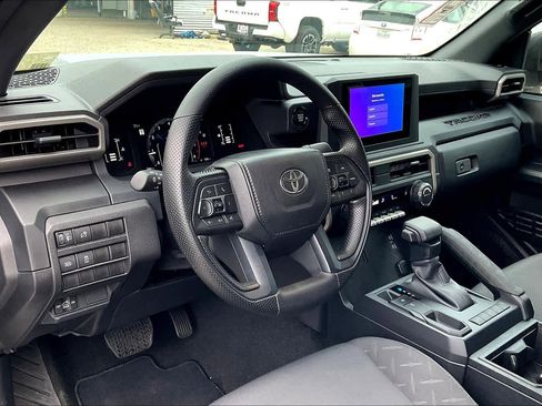 Used 2024 Toyota Tacoma SR image 8