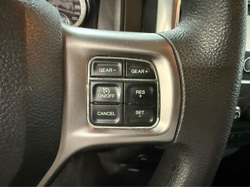 Used 2023 RAM 1500 Classic SLT AWD/4WD image 19