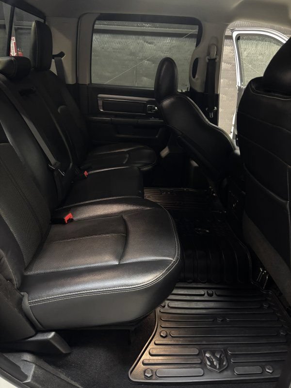 Used 2018 RAM 3500 Laramie w/ Sport Appearance Group AWD/4WD image 11