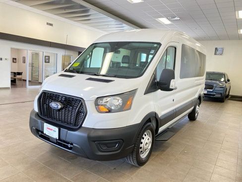 Used 2024 Ford Transit 350 XL AWD/4WD image 4