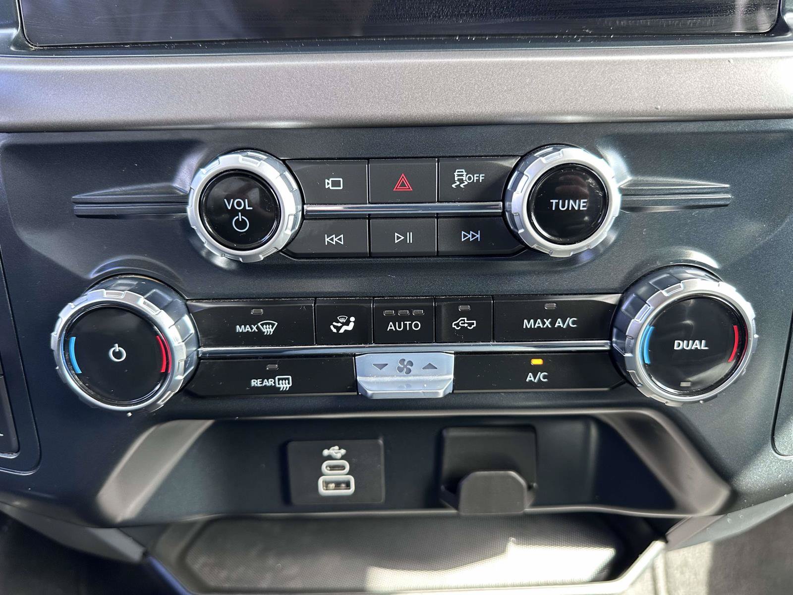 Used 2025 Ford F150 XLT w/ Equipment Group 301A Standard AWD/4WD image 23