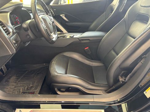 Used 2019 Chevrolet Corvette Stingray Coupe w/ Battery Protection Package image 13