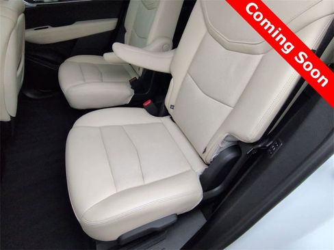 Used 2025 Cadillac XT6 Sport w/ LPO, Floor Liner Package image 20