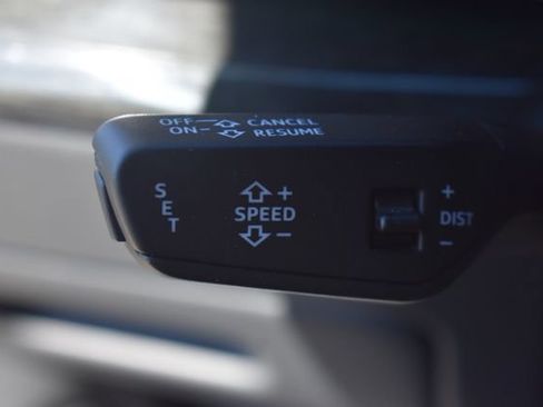 Used 2021 Audi Q8 Premium Plus w/ Premium Plus Package AWD/4WD image 28
