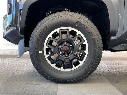 New 2025 Toyota Tacoma TRD Off-Road image 14