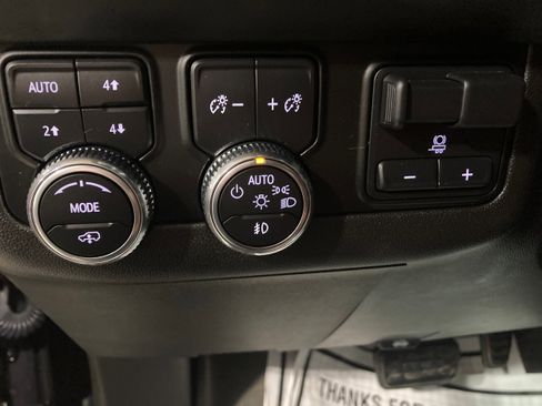 Used 2023 GMC Yukon XL Denali Ultimate image 29