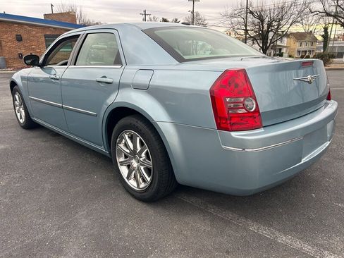 Used 2009 Chrysler 300 Touring image 5