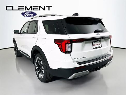 New 2026 Ford Explorer Platinum w/ LUX Leather Package AWD/4WD image 8