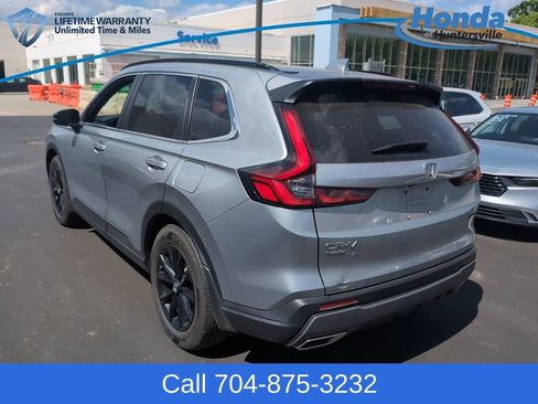 Used 2025 Honda CR-V Sport image 5