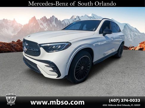Used 2025 Mercedes-Benz GLC 350e 4MATIC image 18