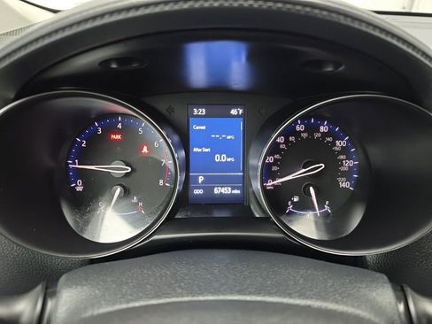 Used 2021 Toyota C-HR LE image 27