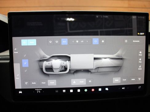 Used 2022 Tesla Model X image 8
