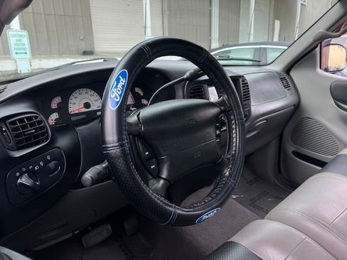 Used 2001 Ford F150 Lightning image 14