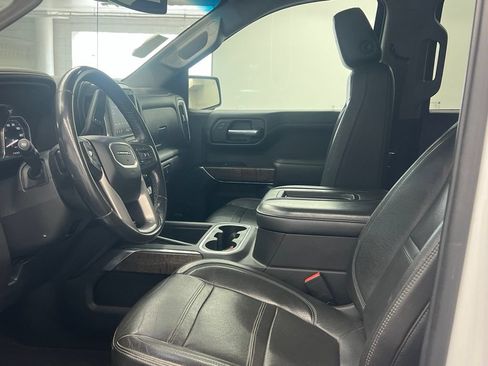 Used 2022 GMC Sierra 1500 Denali w/ Denali Premium Package AWD/4WD image 11
