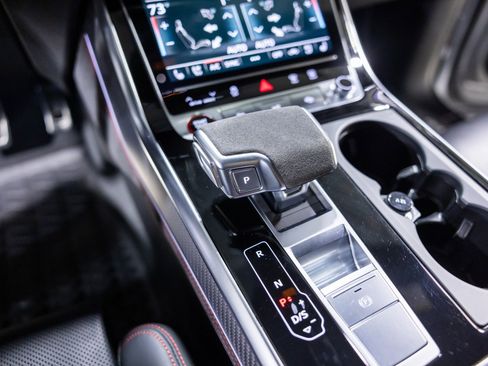 Used 2024 Audi RS Q8 BLACK OPTIC PACKAGE - EXECUTIV image 46