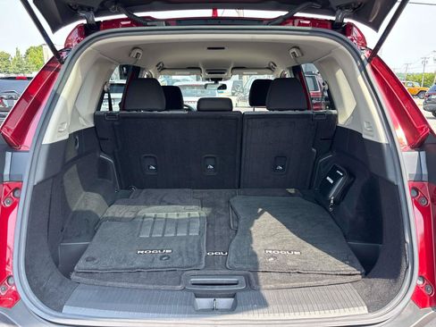 Used 2021 Nissan Rogue SV AWD/4WD image 14
