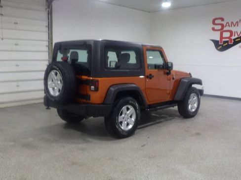 Used 2011 Jeep Wrangler Sport AWD/4WD image 4