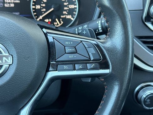 Used 2024 Nissan Altima 2.5 SR FWD image 29
