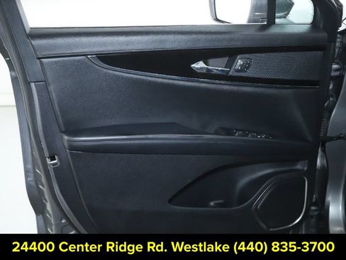 Certified 2022 Lincoln Nautilus AWD w/ Premium Package image 15