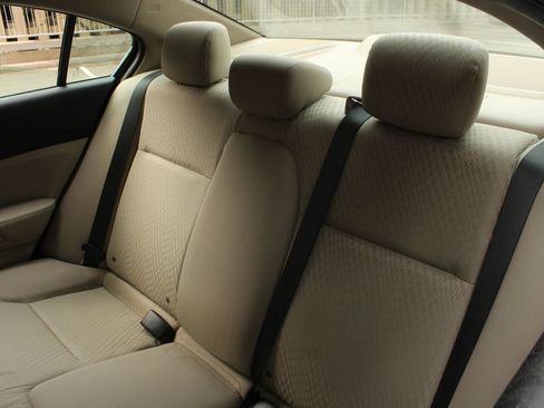 Used 2015 Honda Civic LX image 18