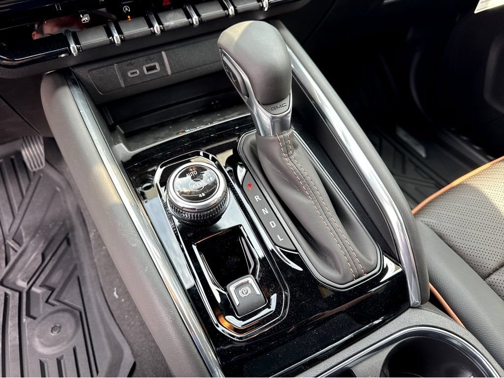 New 2026 GMC Canyon AT4 w/ AT4 Premium Package AWD/4WD image 22