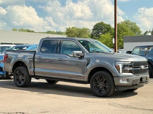 Certified 2025 Ford F150 Platinum w/ Equipment Group 702A High AWD/4WD image 33
