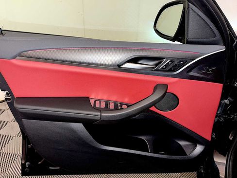 Certified 2024 BMW X4 M40i w/ Parking Assistance Package image 11