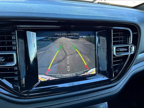 Used 2023 Dodge Durango SXT image 14