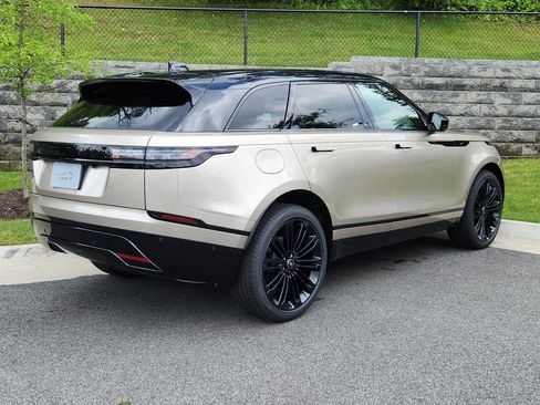 New 2026 Land Rover Range Rover Velar Dynamic SE image 2