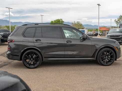 Used 2026 BMW X7 M60i image 7