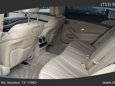 Used 2019 Mercedes-Benz S 560 Sedan image 28