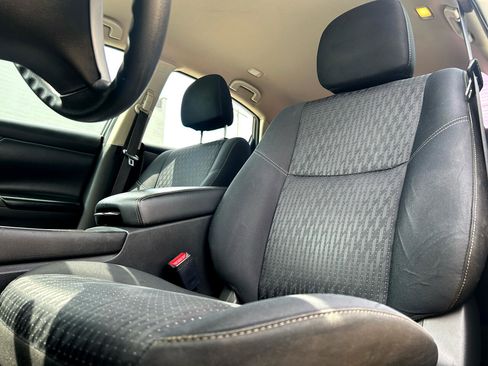 Used 2017 Nissan Altima 2.5 S w/ Power Driver Seat Package image 11