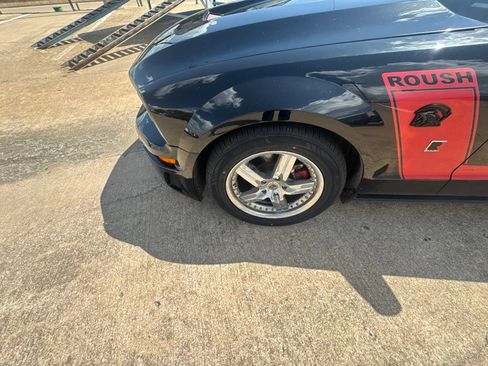 Used 2006 Ford Mustang GT Premium RWD image 4