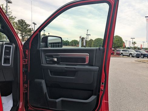 Used 2024 RAM 1500 Warlock RWD image 29