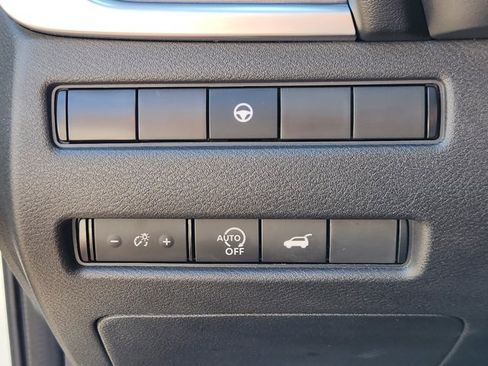 Certified 2023 Nissan Rogue SV w/ SV Premium B Package AWD/4WD image 25