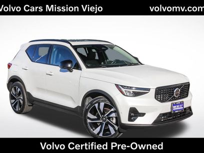 Used 2025 Volvo XC40 B5 Plus