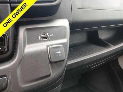 Used 2025 RAM ProMaster 2500 w/ U-Haul Equipment Group FWD image 21