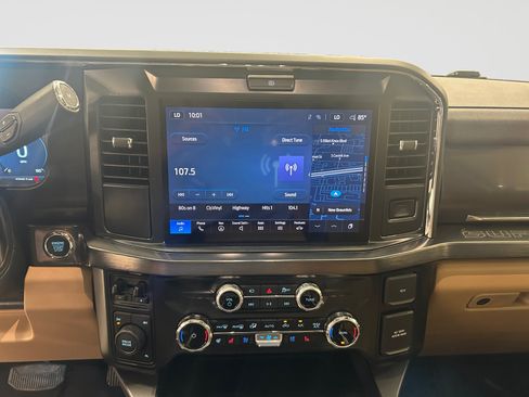 Certified 2025 Ford F350 Lariat w/ Camper Package AWD/4WD image 15