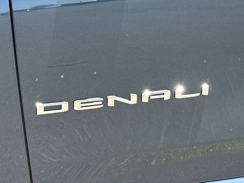 New 2026 GMC Yukon Denali AWD/4WD image 32