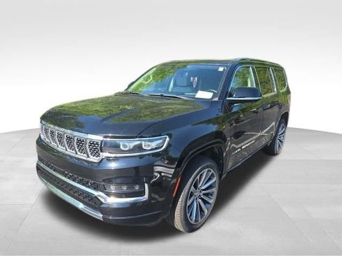 Used 2024 Jeep Grand Wagoneer Series II w/ Convenience Group III AWD/4WD image 2