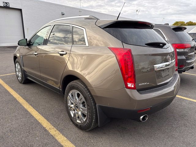 Used 2014 Cadillac SRX Luxury w/ Driver Awareness Package AWD/4WD image 4