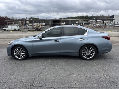 Used 2018 INFINITI Q50 Luxe w/ Essential Package (3.0T Luxe) image 4