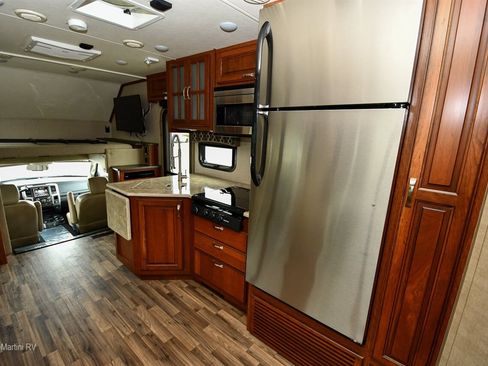 Used 2017 RAM 5500 SLT w/ Quick Order Package 29G SLT image 12